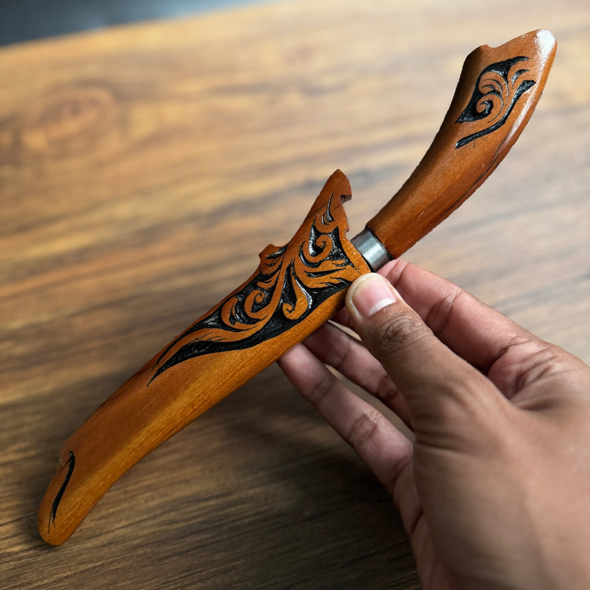 hand-forged Indonesian Laduk knife carbon steel blade side profile forged