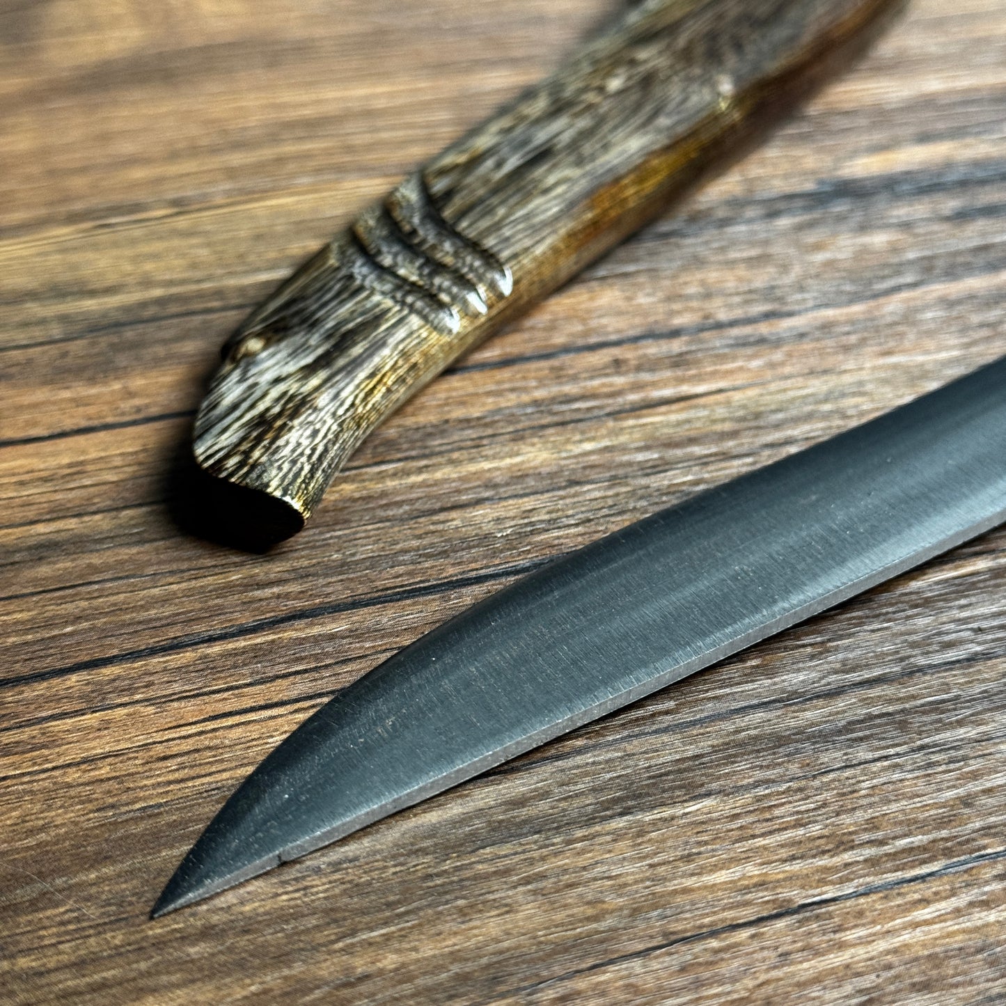 bushcraft knife with wooden sheath