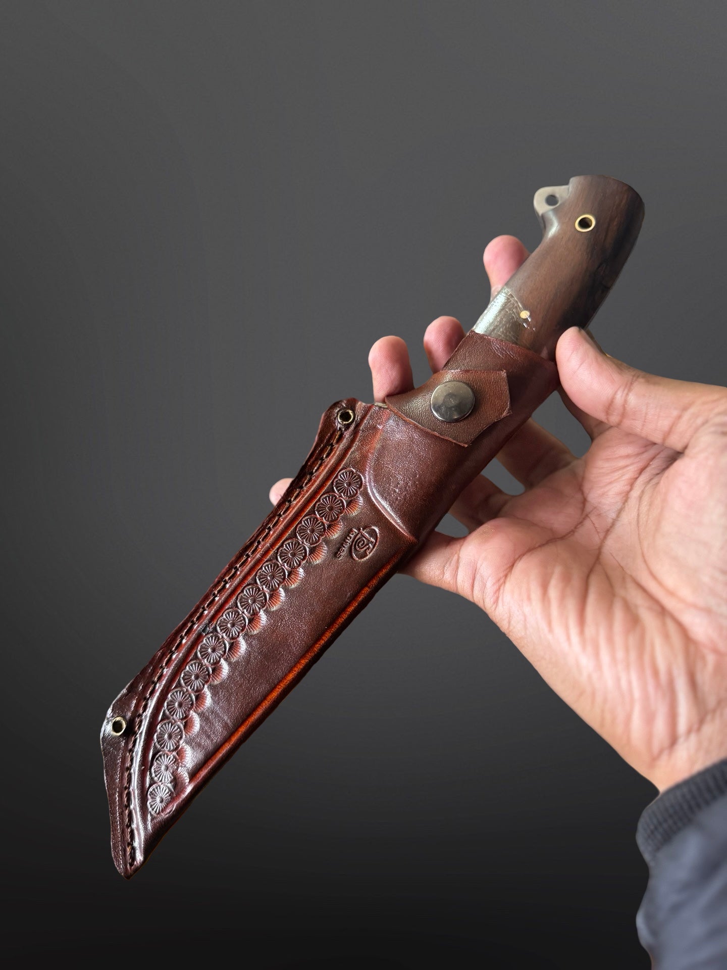 hunting knife 5160 spring steel blade side profile detail