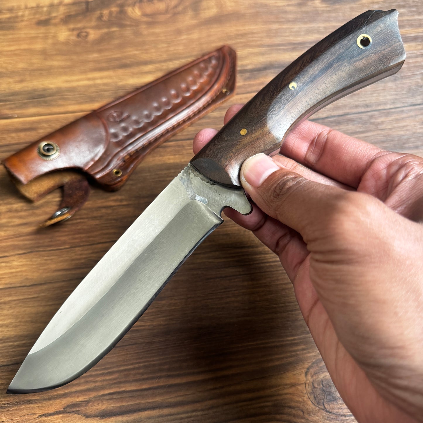 full tang hunting knife high speed steel blade side profile close up
