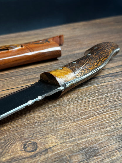 full tang parang machete handle close up detail