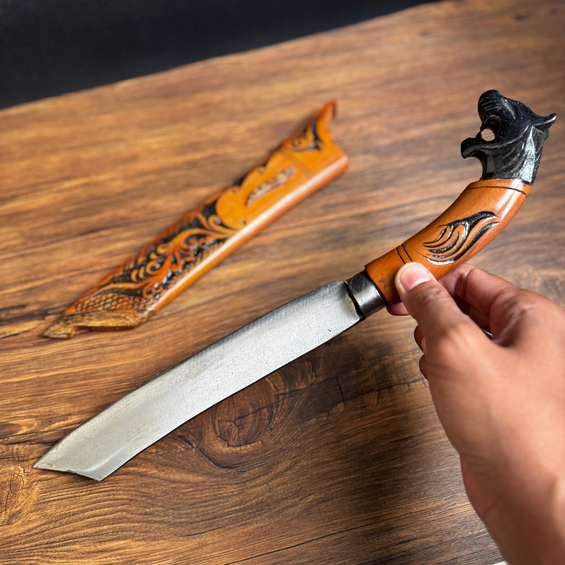 parang machete spring steel blade side profile close up