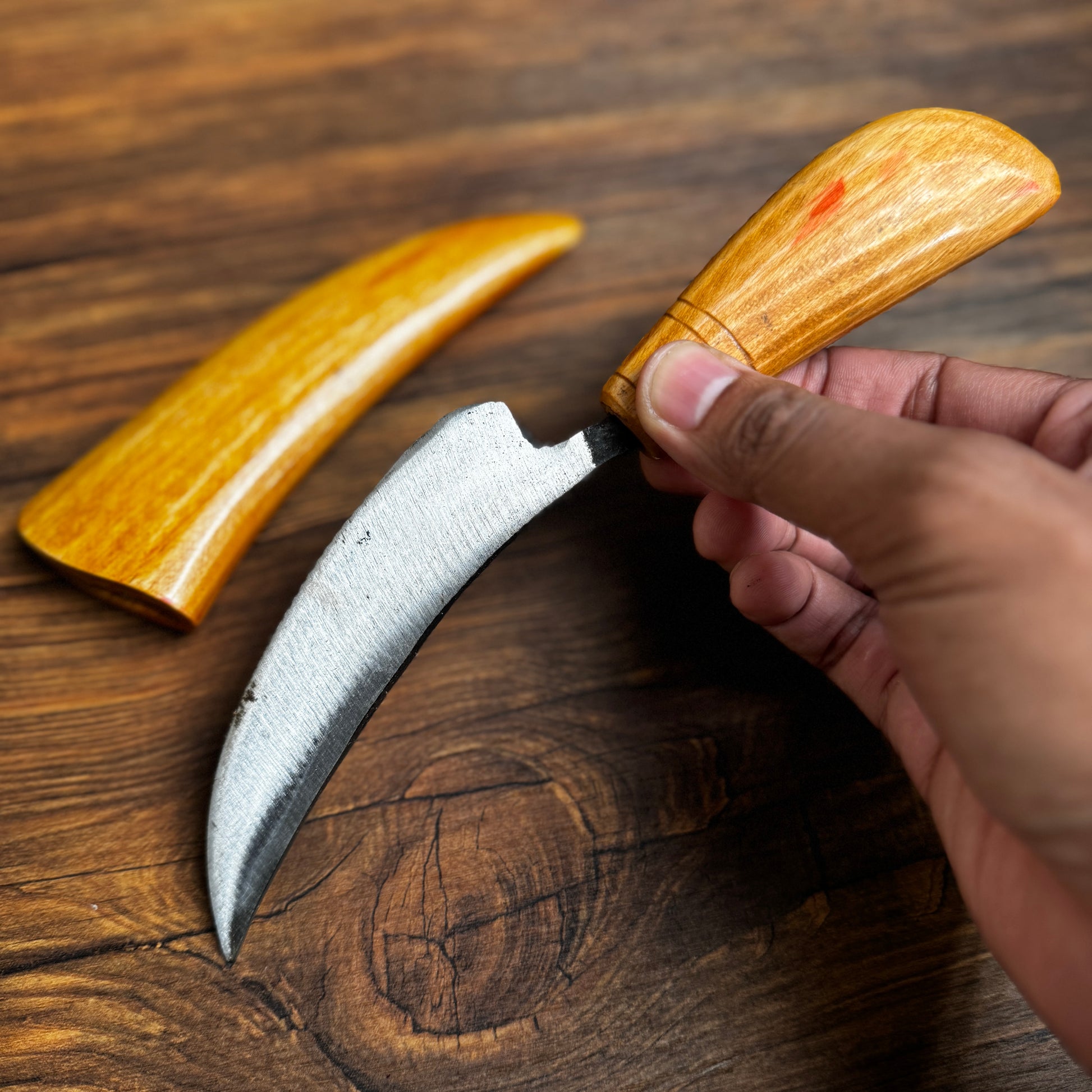 wood carving knife spring steel blade side profile close up