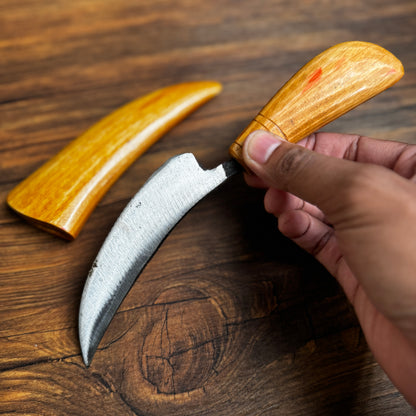 wood carving knife spring steel blade side profile close up